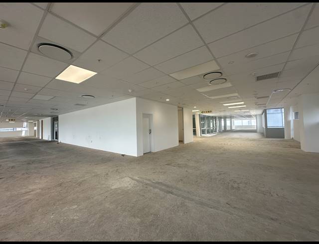 1,752M² OFFICE TO LET IN SANDTON CENTRAL